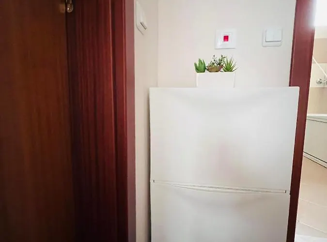 Sunny Апартамент